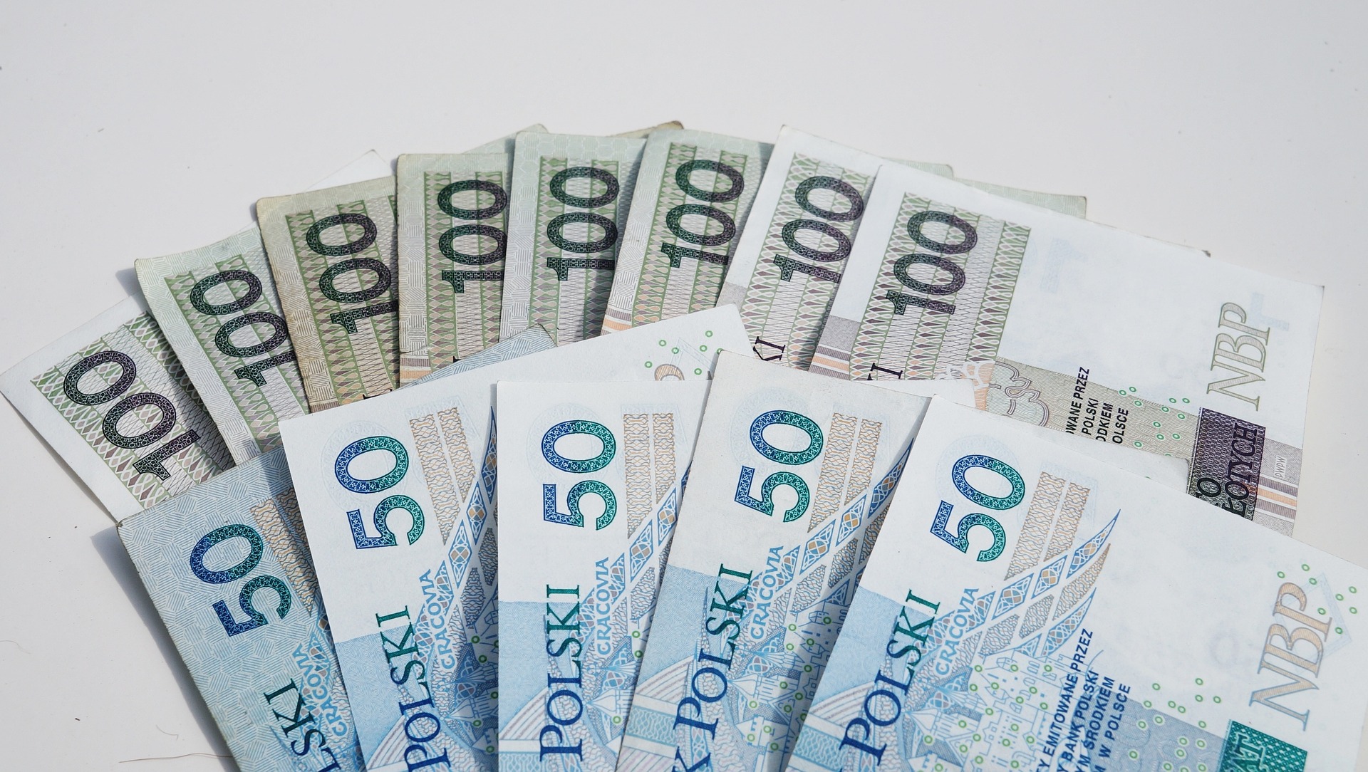 money gf93327683 1920
